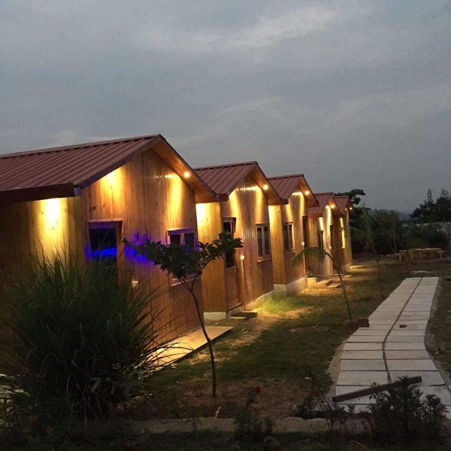 The Rustic Pines Udaipur Exterior photo